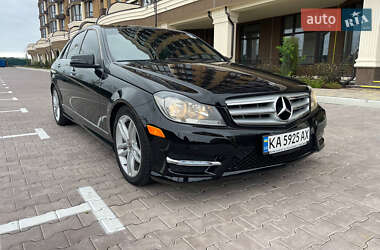 Седан Mercedes-Benz C-Class 2011 в Киеве
