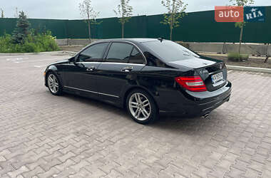 Седан Mercedes-Benz C-Class 2011 в Києві