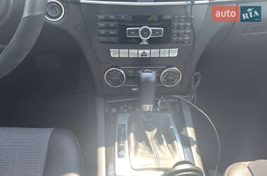 Универсал Mercedes-Benz C-Class 2012 в 