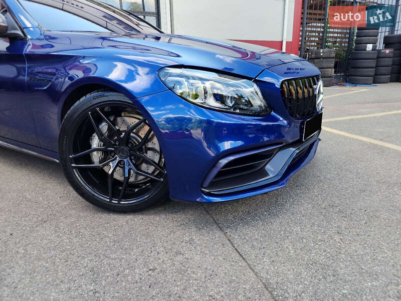 Mercedes-Benz C-Class 2019