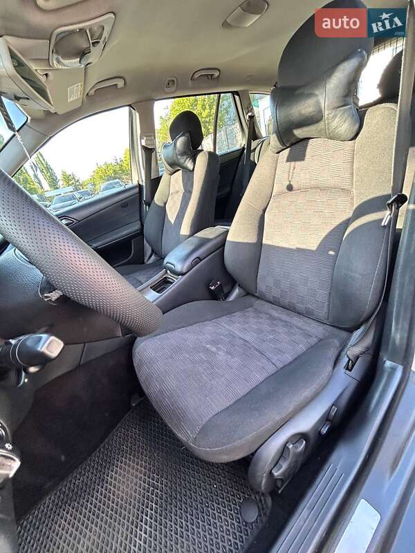 Универсал Mercedes-Benz C-Class 2004 в Одессе