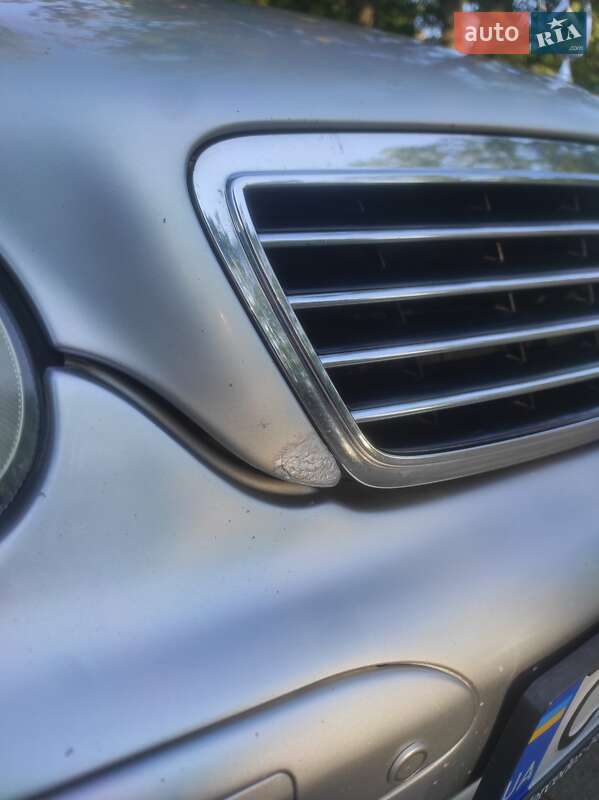 Седан Mercedes-Benz C-Class 2000 в Умани