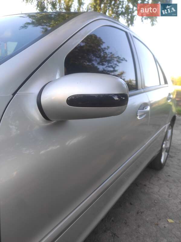 Седан Mercedes-Benz C-Class 2000 в Умани