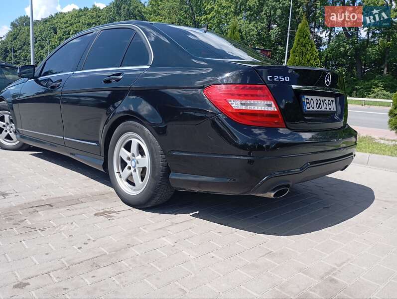 Седан Mercedes-Benz C-Class 2013 в Тернополе