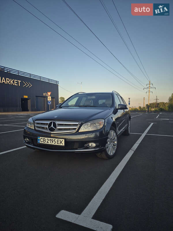 Mercedes-Benz C-Class 2009