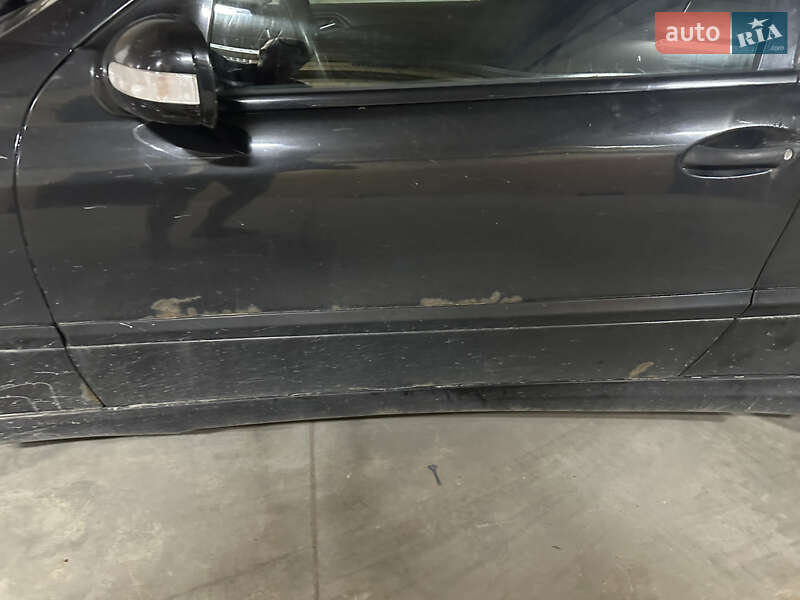 Купе Mercedes-Benz C-Class 2001 в Львові