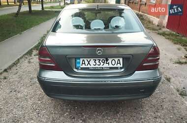 Седан Mercedes-Benz C-Class 2000 в 