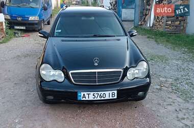 Універсал Mercedes-Benz C-Class 2002 в Івано-Франківську