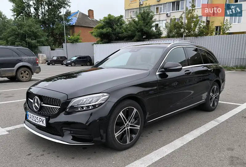 Mercedes-Benz C-Class 2020