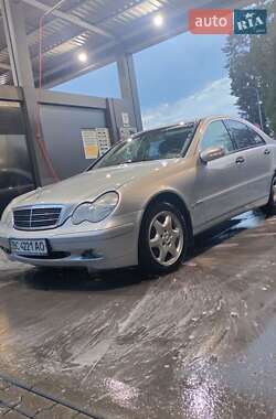 Седан Mercedes-Benz C-Class 2000 в 