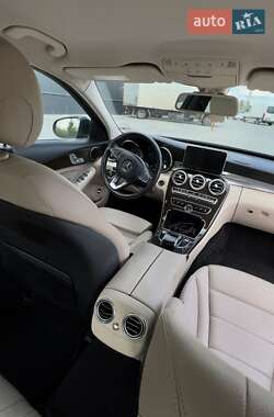 Седан Mercedes-Benz C-Class 2015 в 