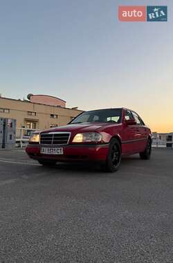 Седан Mercedes-Benz C-Class 1994 в Днепре