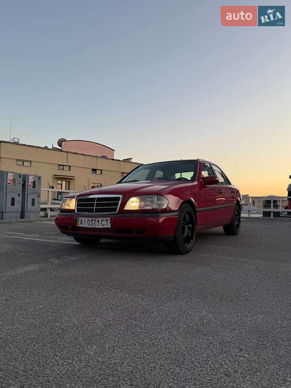 Mercedes-Benz C-Class 1994