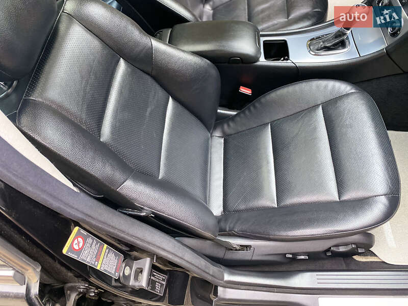 Універсал Mercedes-Benz C-Class 2004 в Львові