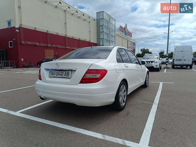 Седан Mercedes-Benz C-Class 2013 в Киеве