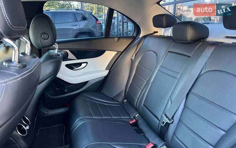 Седан Mercedes-Benz C-Class 2015 в Ивано-Франковске фото 25 Седан Mercedes-Benz C-Class 2015 в Ивано-Франковске