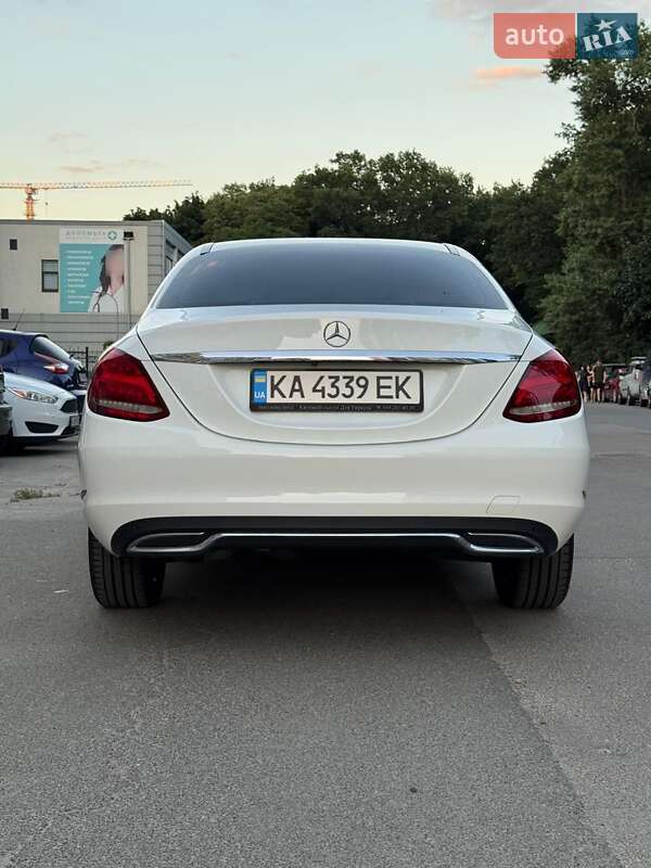 Седан Mercedes-Benz C-Class 2014 в Киеве