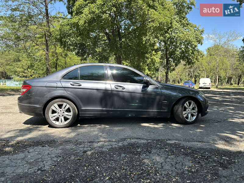 Седан Mercedes-Benz C-Class 2007 в Краматорске
