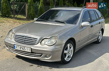 Универсал Mercedes-Benz C-Class 2005 в Делятине