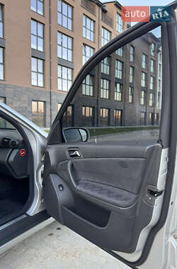 Седан Mercedes-Benz C-Class 2003 в 