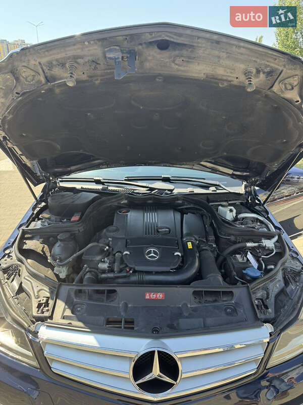 Седан Mercedes-Benz C-Class 2014 в Одесі