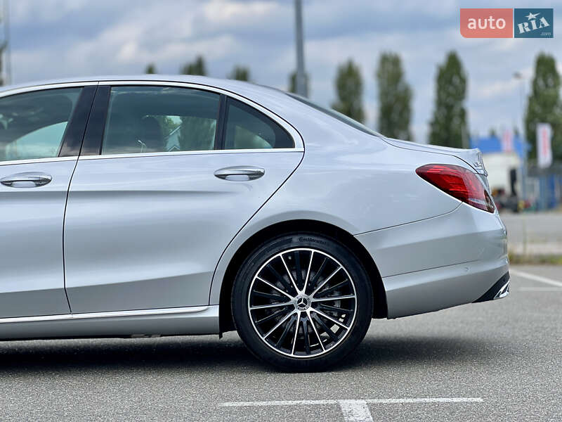 Седан Mercedes-Benz C-Class 2020 в Киеве