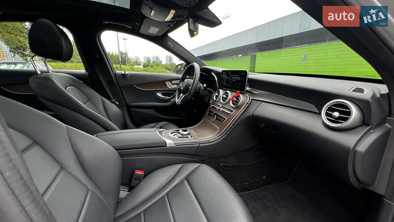 Седан Mercedes-Benz C-Class 2020 в Киеве