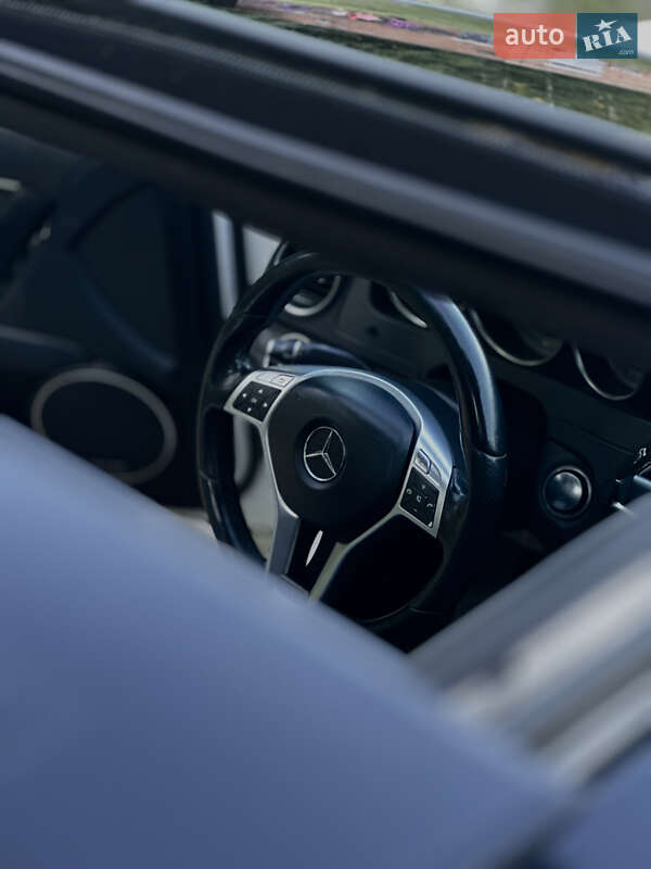Седан Mercedes-Benz C-Class 2013 в Чернигове