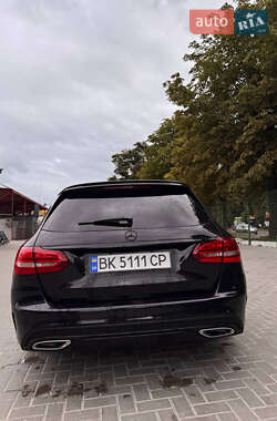 Универсал Mercedes-Benz C-Class 2014 в 