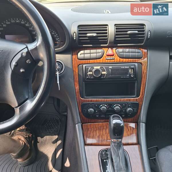 Седан Mercedes-Benz C-Class 2002 в Луцьку фото 6 Седан Mercedes-Benz C-Class 2002 в Луцьку
