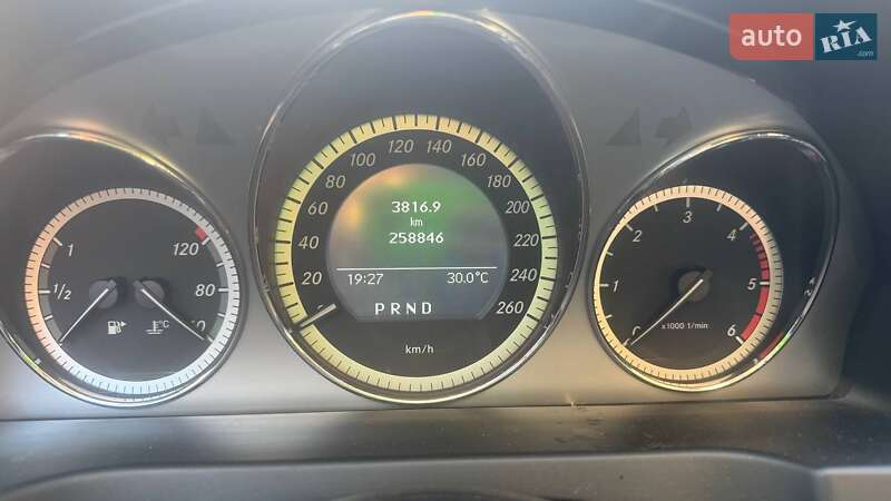 Универсал Mercedes-Benz C-Class 2010 в Надворной