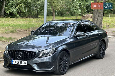 Седан Mercedes-Benz C-Class 2015 в Чернівцях