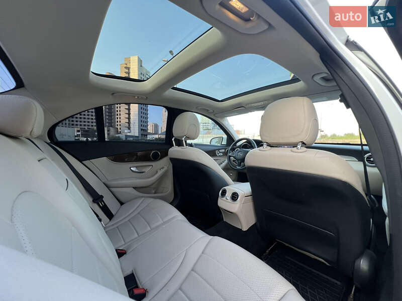 Седан Mercedes-Benz C-Class 2016 в Киеве фото 33 Седан Mercedes-Benz C-Class 2016 в Киеве