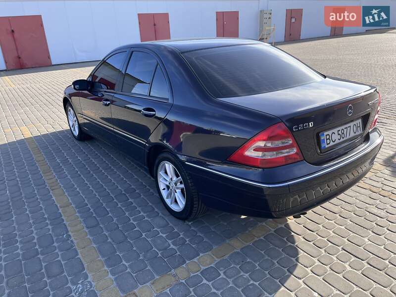 Седан Mercedes-Benz C-Class 2001 в Львове