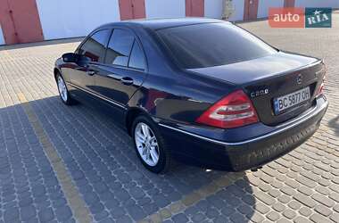 Седан Mercedes-Benz C-Class 2001 в 