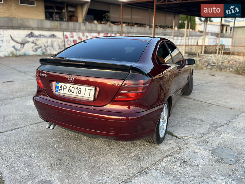 Купе Mercedes-Benz C-Class 2003 в Запорожье