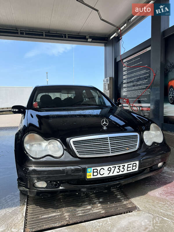 Mercedes-Benz C-Class 2002