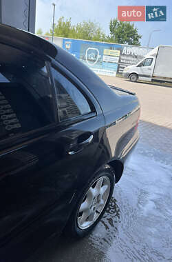 Седан Mercedes-Benz C-Class 2002 в 