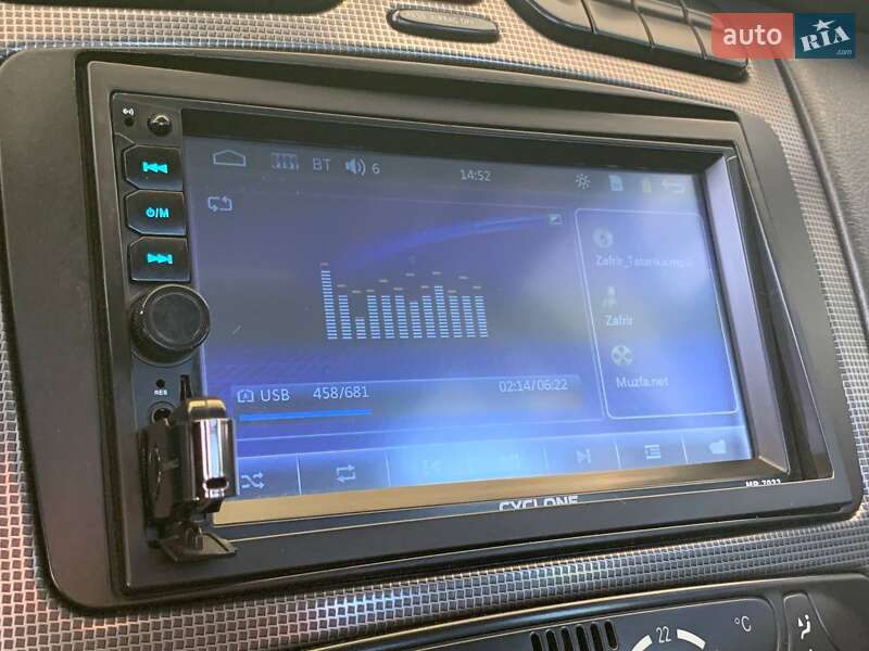 Седан Mercedes-Benz C-Class 2003 в Николаеве