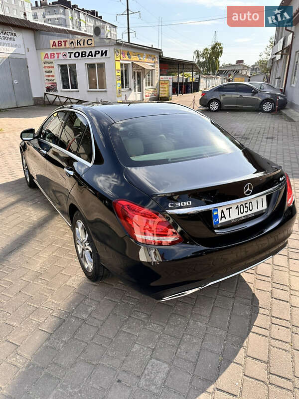 Седан Mercedes-Benz C-Class 2016 в Ивано-Франковске