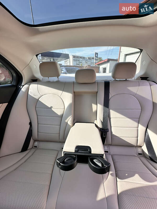 Седан Mercedes-Benz C-Class 2016 в Ивано-Франковске