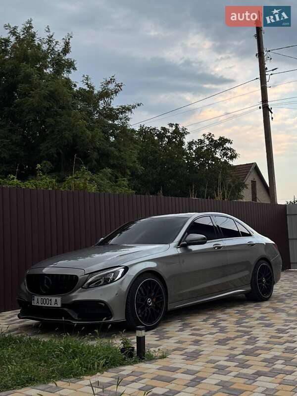 Седан Mercedes-Benz C-Class 2015 в Измаиле