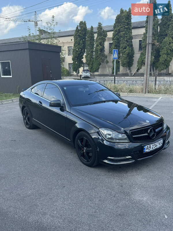 Купе Mercedes-Benz C-Class 2011 в Вінниці фото 2 Купе Mercedes-Benz C-Class 2011 в Вінниці