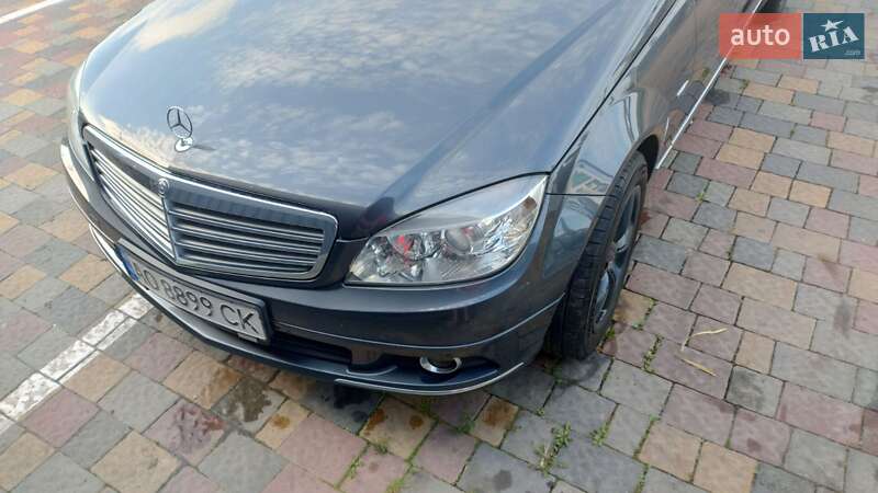 Универсал Mercedes-Benz C-Class 2010 в Ужгороде фото 5 Универсал Mercedes-Benz C-Class 2010 в Ужгороде