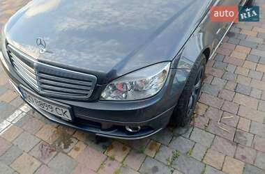 Универсал Mercedes-Benz C-Class 2010 в 