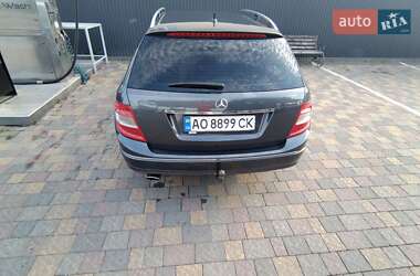 Универсал Mercedes-Benz C-Class 2010 в 