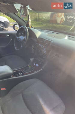 Седан Mercedes-Benz C-Class 2000 в 