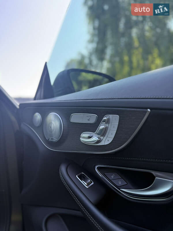 Купе Mercedes-Benz C-Class 2019 в Киеве фото 15 Купе Mercedes-Benz C-Class 2019 в Киеве