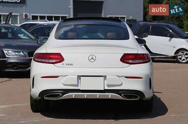 Купе Mercedes-Benz C-Class 2016 в 