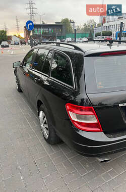 Универсал Mercedes-Benz C-Class 2010 в 